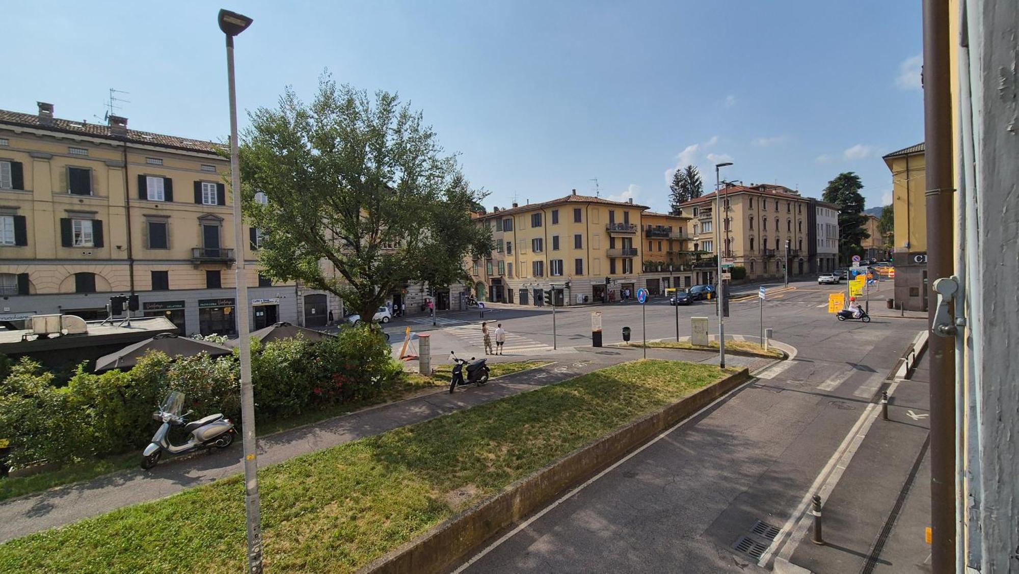 Suite 602 Bergamo Exteriör bild